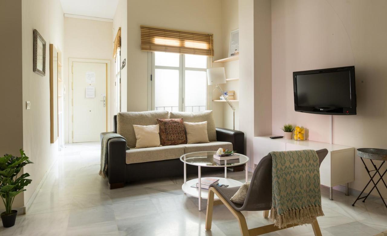 Apartamentos Altamira Sevilha Exterior foto