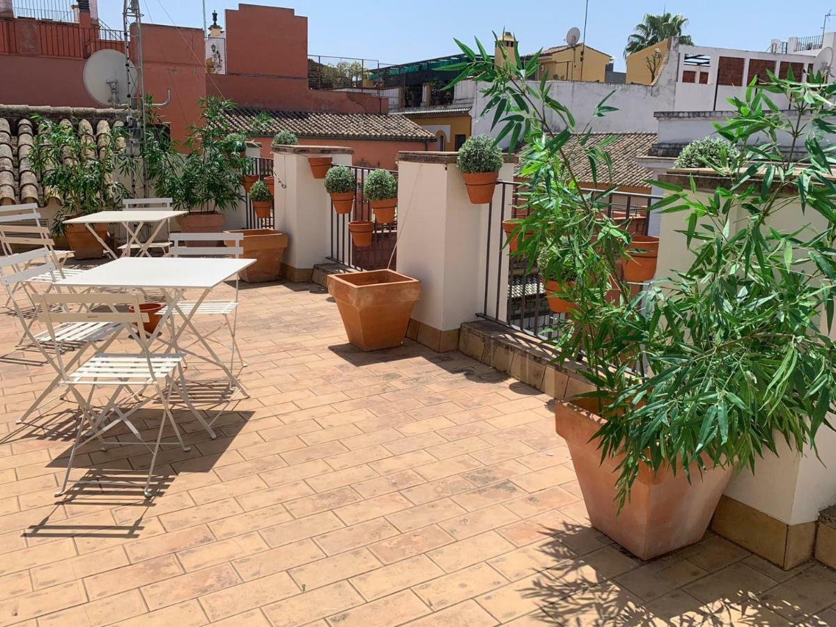 Apartamentos Altamira Sevilha Exterior foto